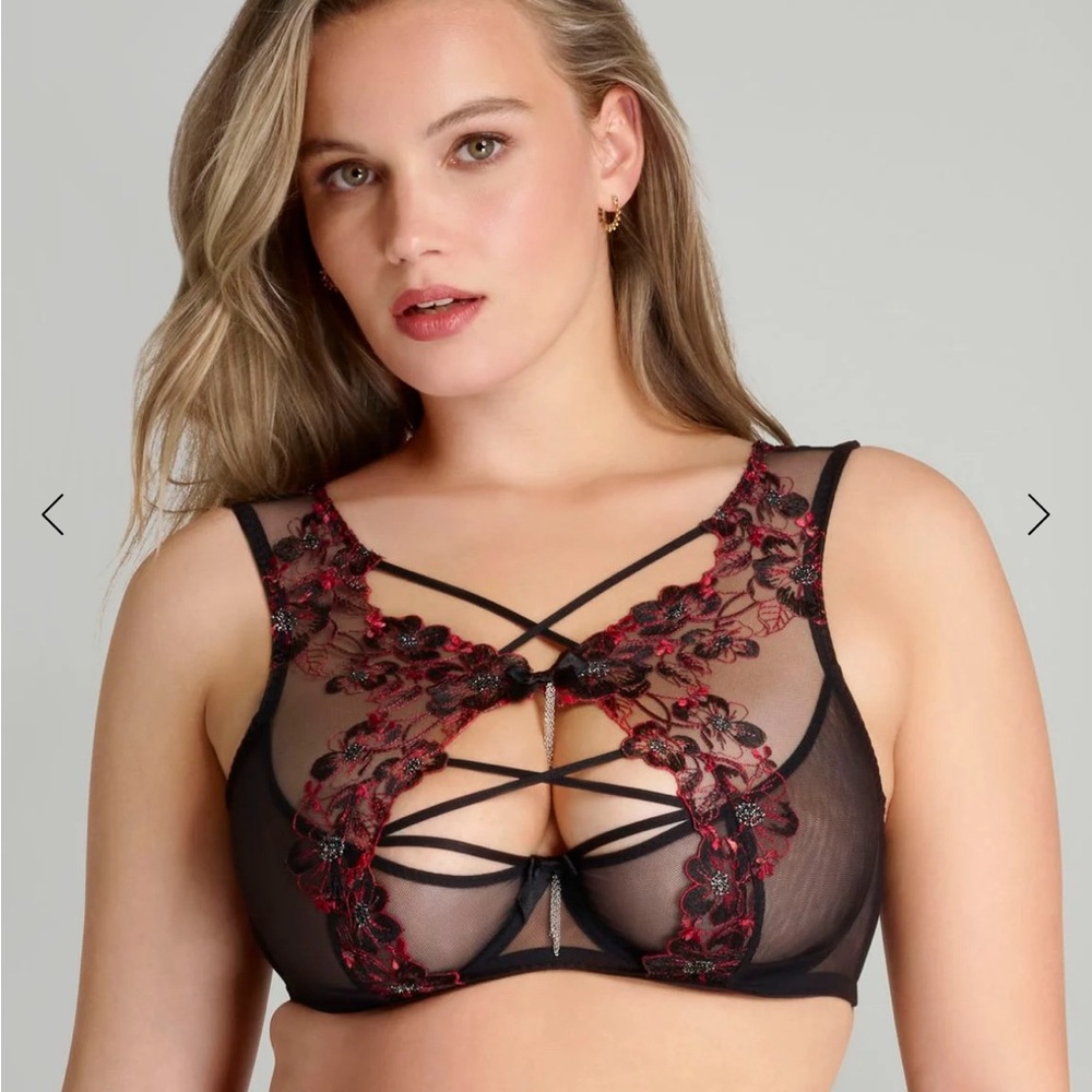 Agent Provocateur Amoura Full Coverage Bra and Panty 36D and 3